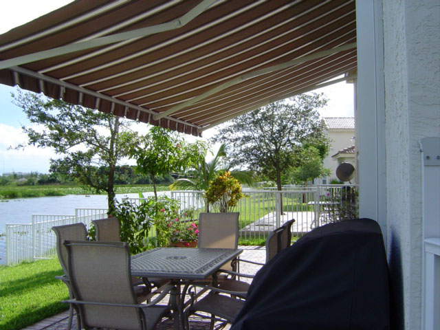 Retractable Awnings Weston